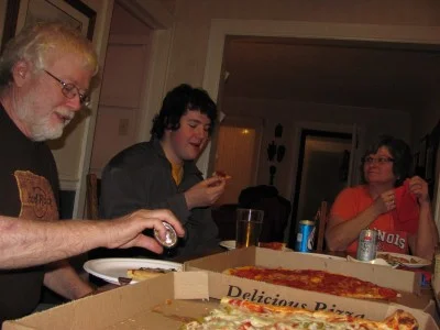 John, Logan, Patty treat us to Pizza in Lebanon, VA