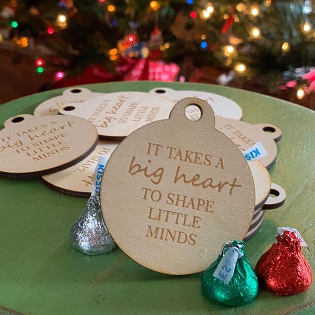 My sister asked me to knock out some ornament/gift tags for teacher presents.