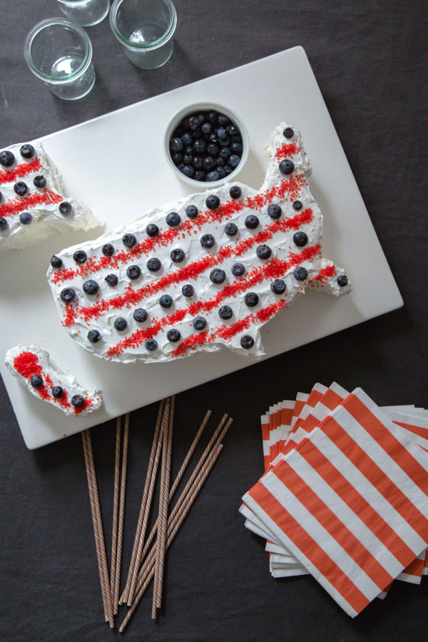 12 Ways to Celebrate the Red, White + Blue | 4th of July Party Ideas