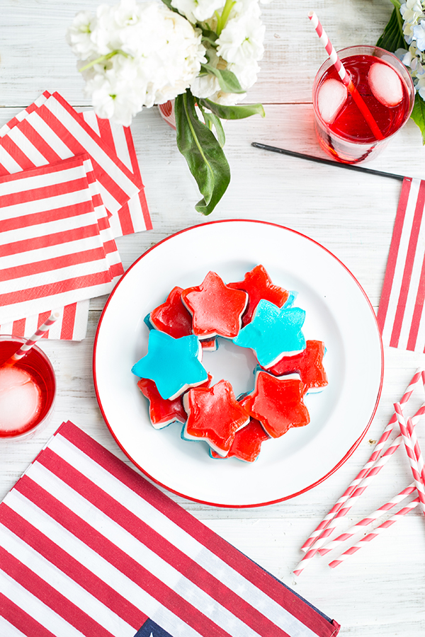 12 Ways to Celebrate the Red, White + Blue | 4th of July Party Ideas