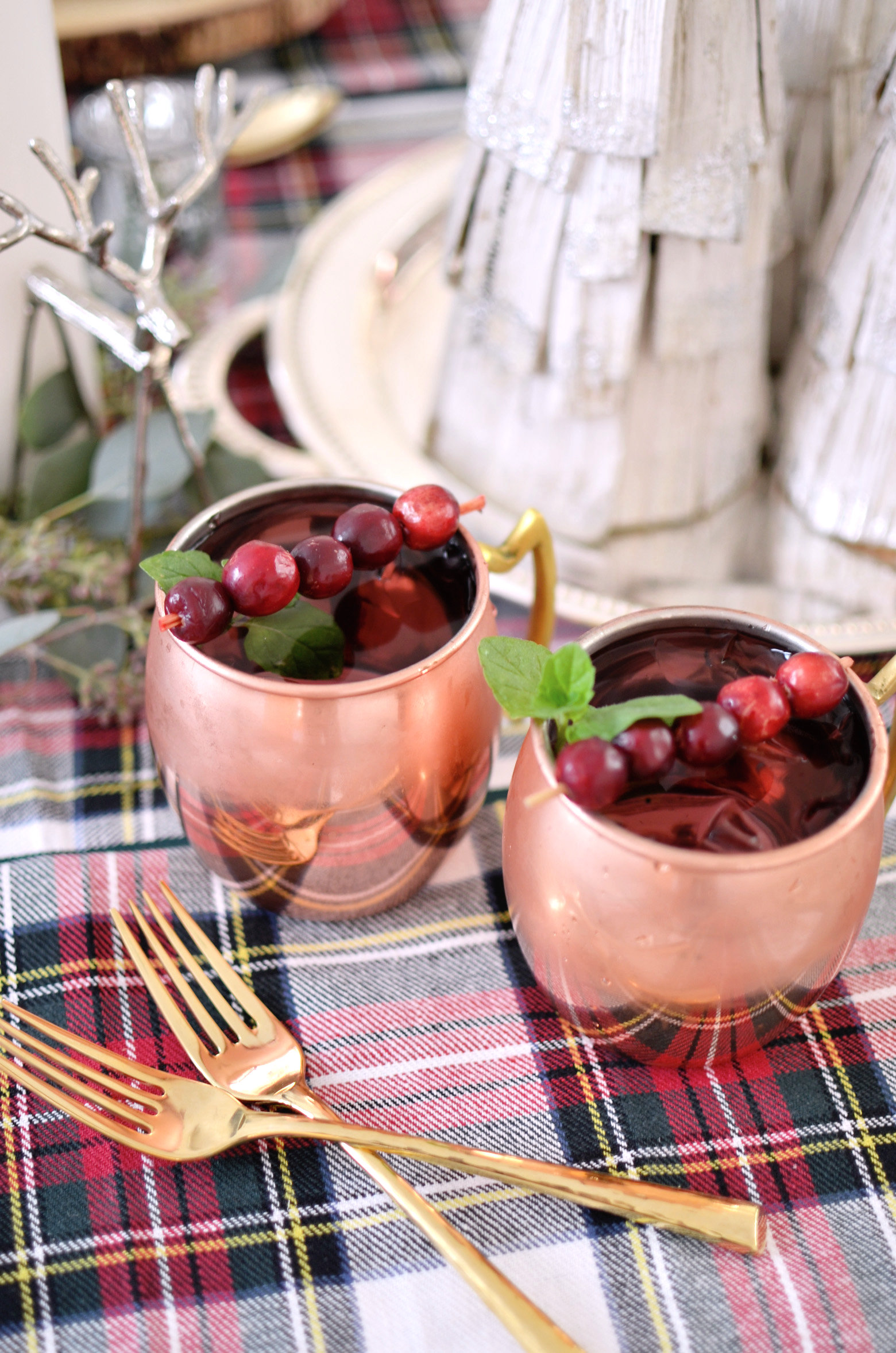 Holiday Cranberry Moscow Mules: Recipe below.