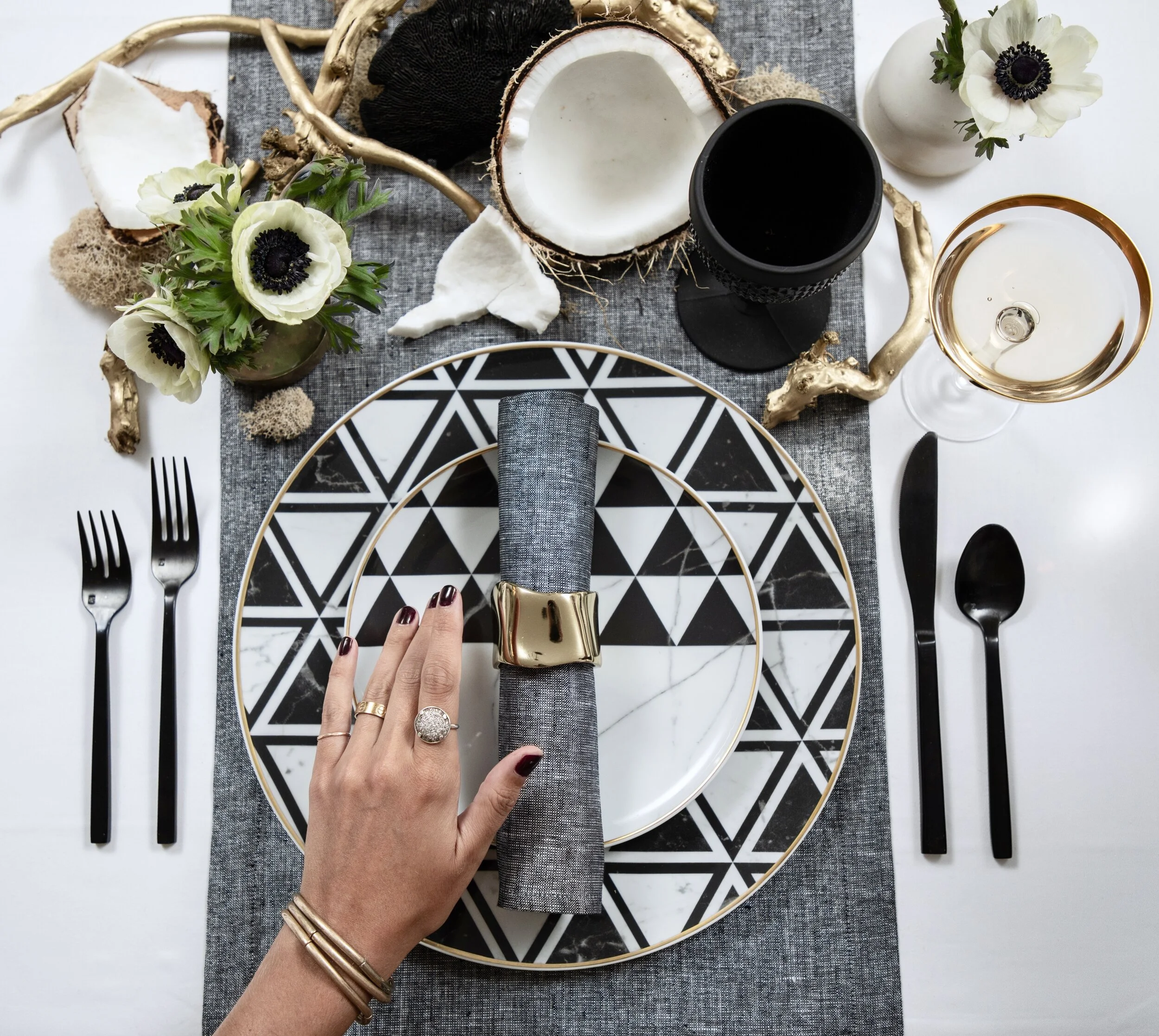 a black + white new year’s eve table
