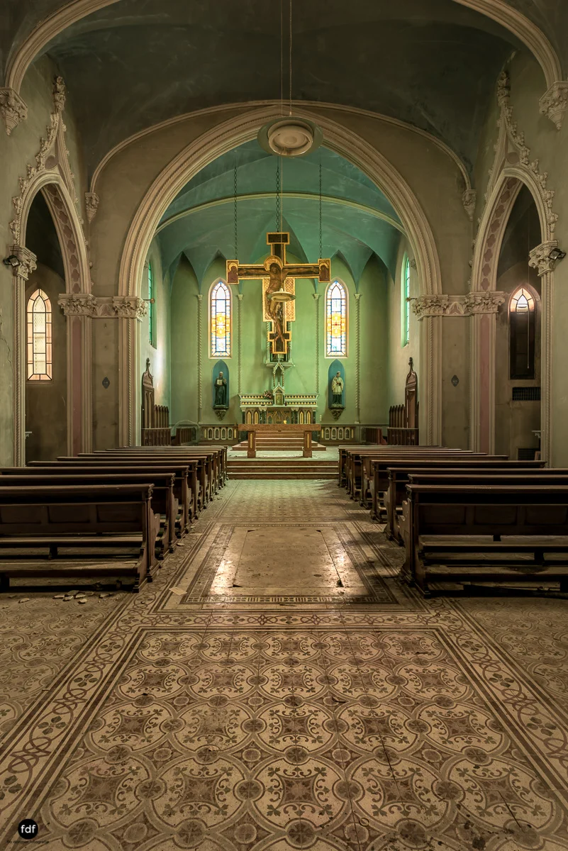 Blue Church Convent-Kloster-Kinderheim-Kirche-Jesuiten-Italien-Lost-Place-25.JPG