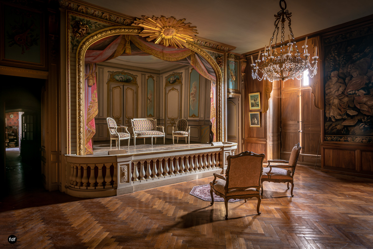Chateau F-Schloss-Urbex-Frankreich-249.JPG