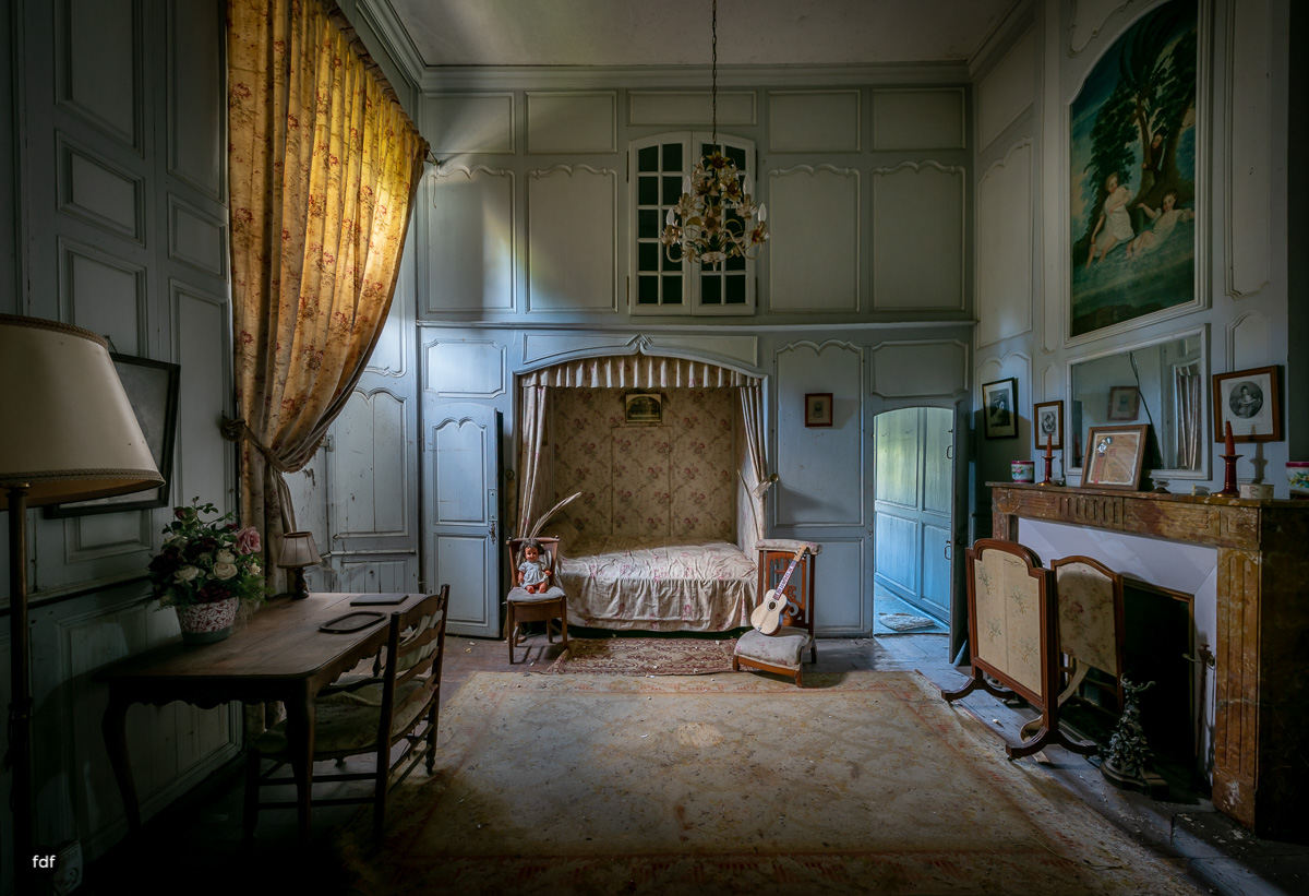 Chateau F-Schloss-Urbex-Frankreich-192.JPG