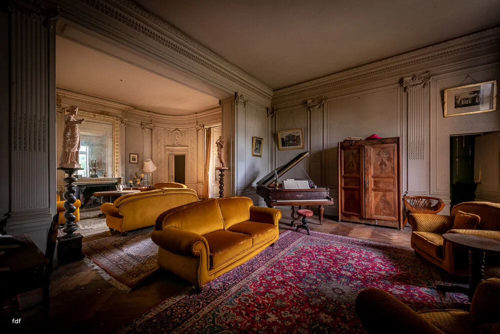 Chateau Secret-Chateau Limace-Lost Place-Frankreich-97.JPG