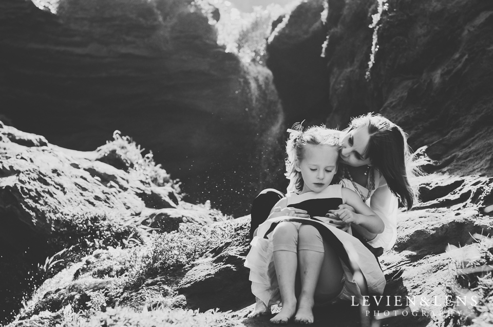 West costal beach Family photographs {Auckland NZ lifestyle family photographer}