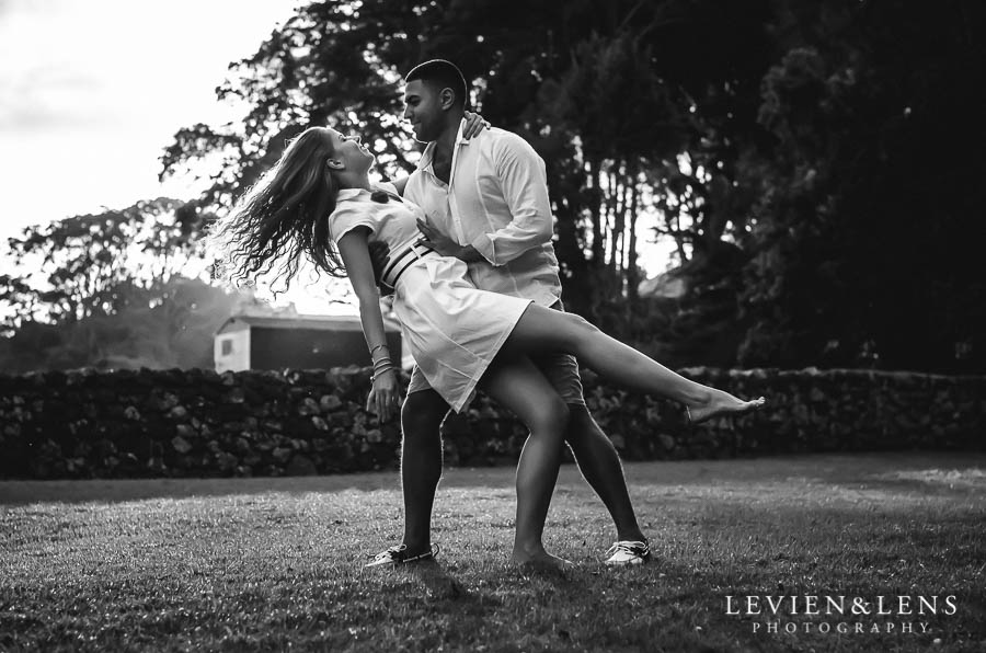 Cornwall park stunning couples love story {Auckland engagement-wedding photographer}