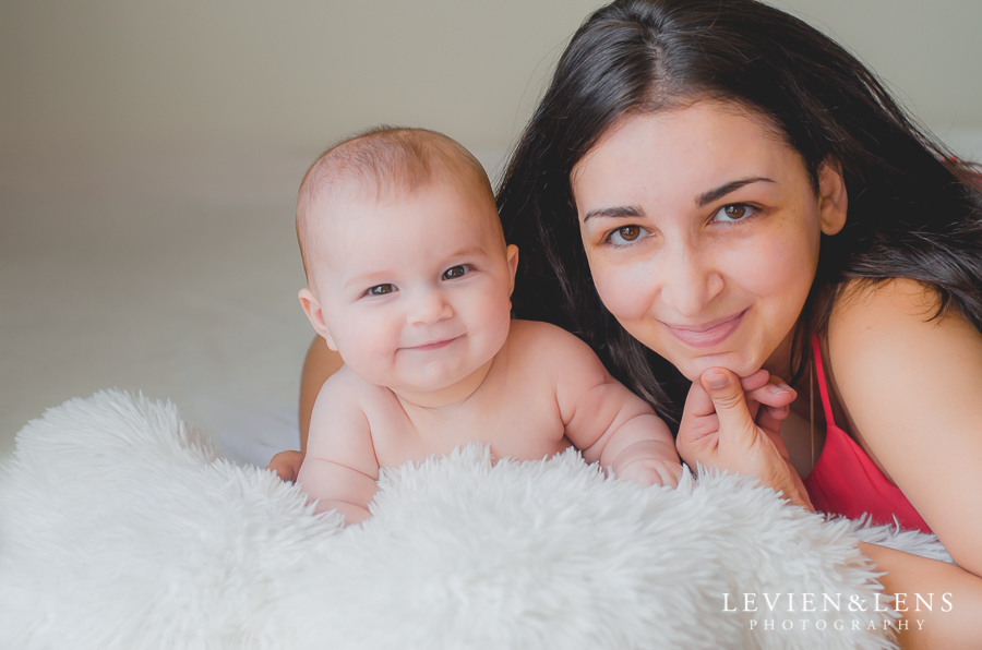 5 month Baby-girl pictures {Auckland-Hamilton newborn lifestyle photography}