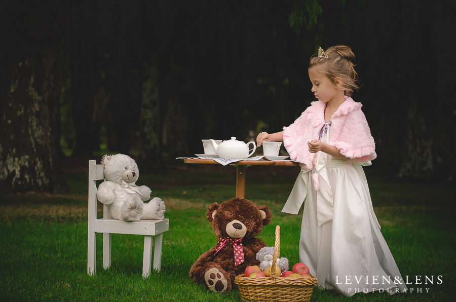 Princess tea party {Auckland children lifestyle photographer}