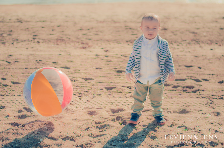 Mama and me Mission Bay beach photography session {Auckland Family Photographer}