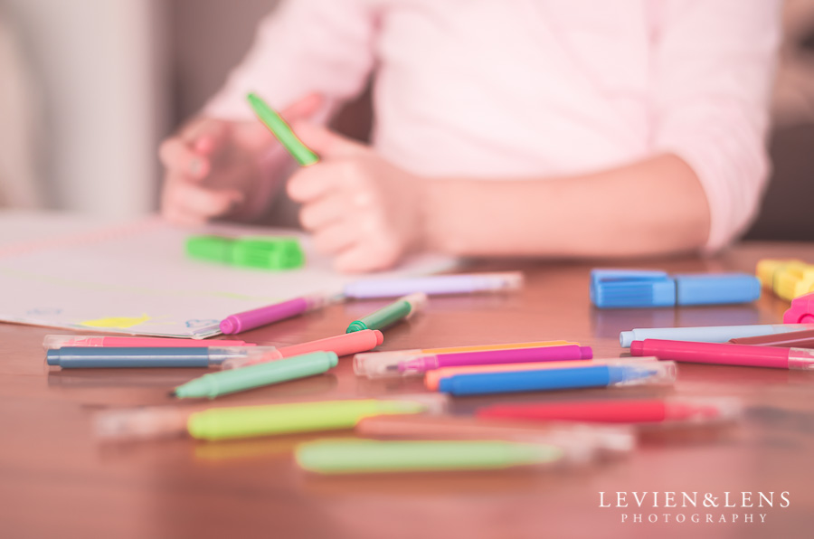 Lifestyle colouring family session | Auckland Kids Photographer