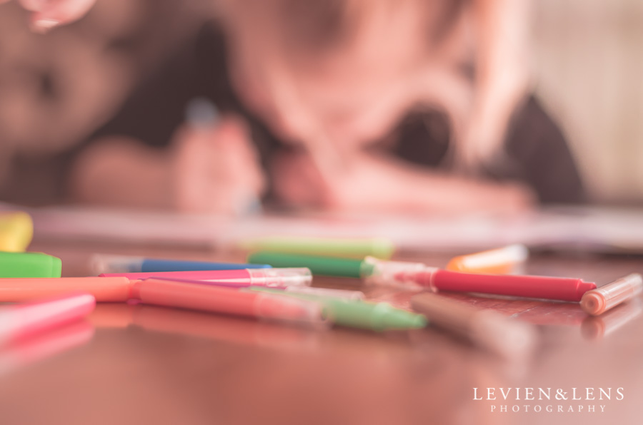 Lifestyle colouring family session | Auckland Kids Photographer