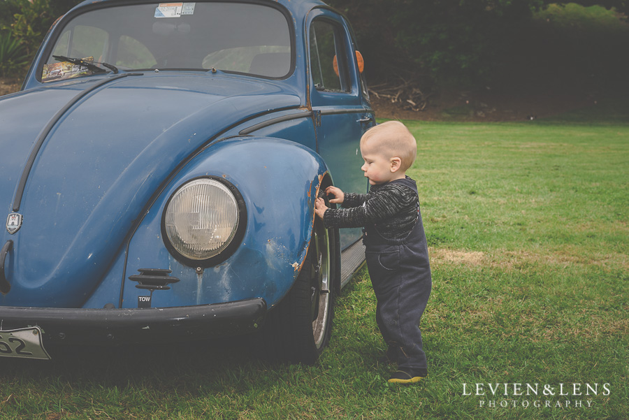 baby and an old car {Auckland-Hamilton lifestyle photographer}