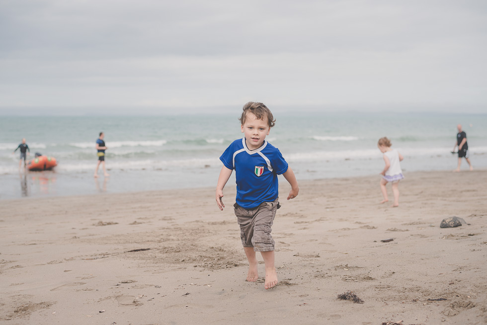 Mairangi Bay kids-family fun  {Auckland-Hamilton documentary photographer}