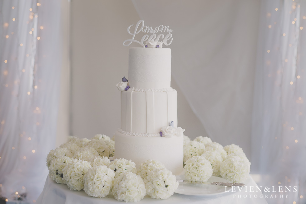 wedding cake reception details Formosa Golf Resort {Auckland wedding photographer}