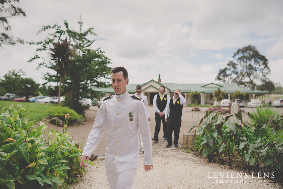 Footbridge Lodge Wedding {Auckland-Bombay couples photographer}