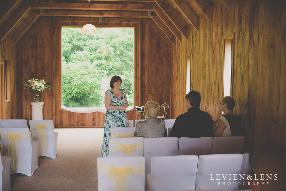 Footbridge Lodge Wedding Ceremony {Auckland-Bombay couples photographer}