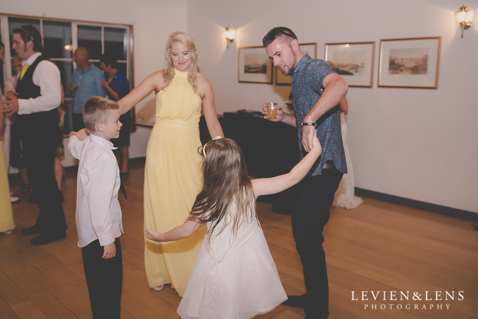 dance reception {Auckland-Hamilton wedding photographer}