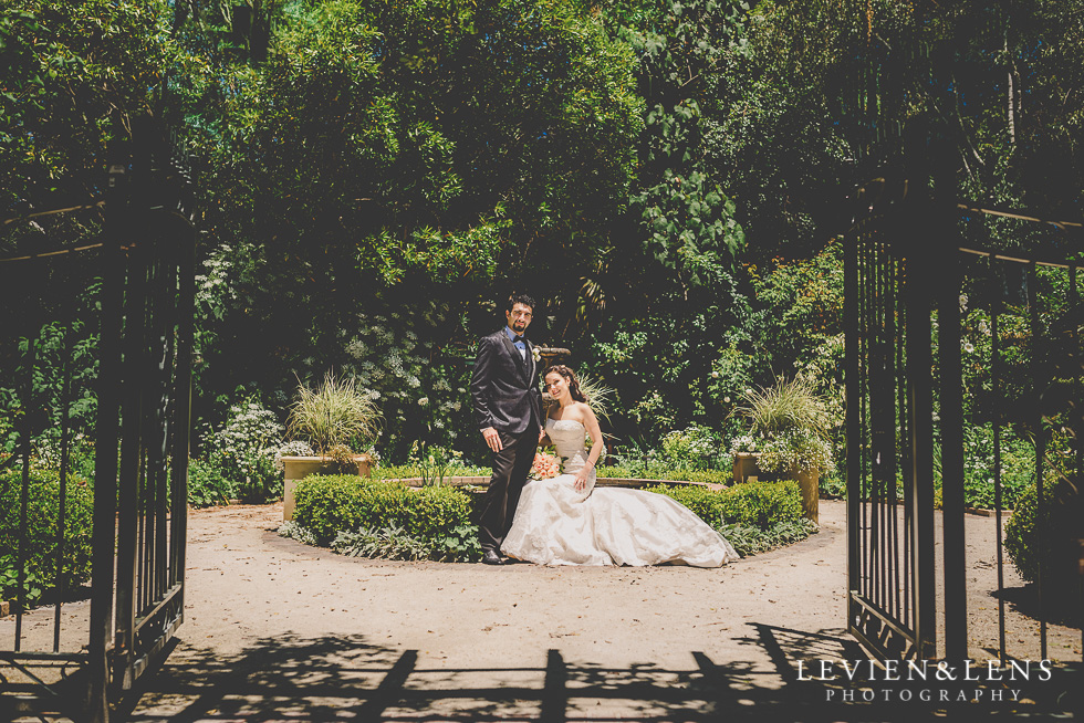 stunning couple in the gardens Parnell {Auckland lifestyle wedding photographer}