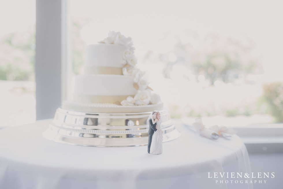 wedding cake Parnell on the Rose Garden {Auckland lifestyle couples photographer}