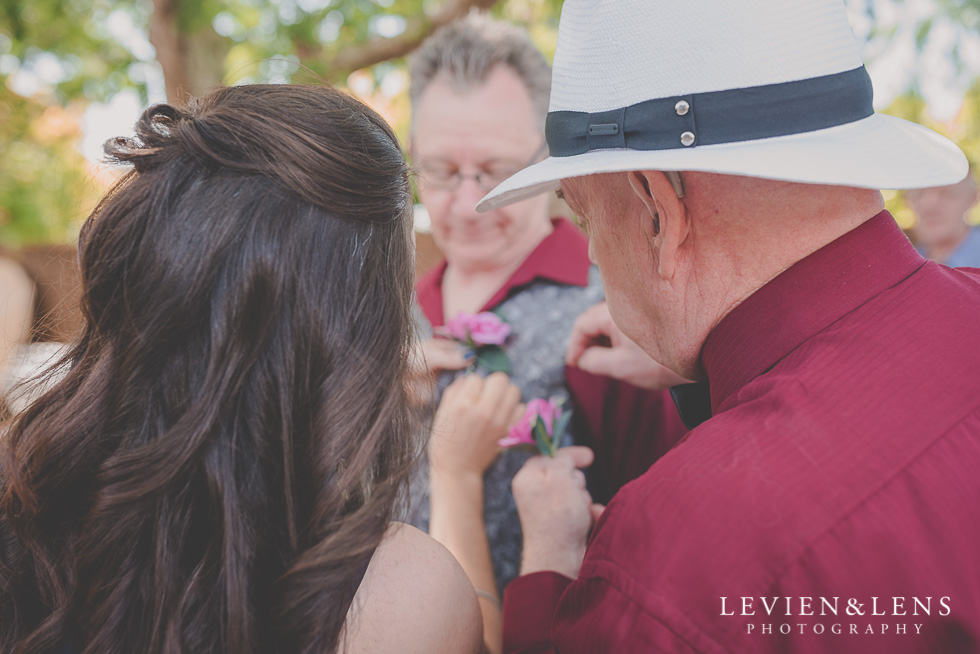 father daughter groom getting ready small family garden wedding {Auckland lifestyle couples-engagement photographer}