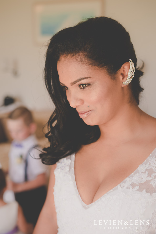 bride portrait {Auckland-Hamilton-Tauranga lifestyle wedding-couples-engagement photographer}