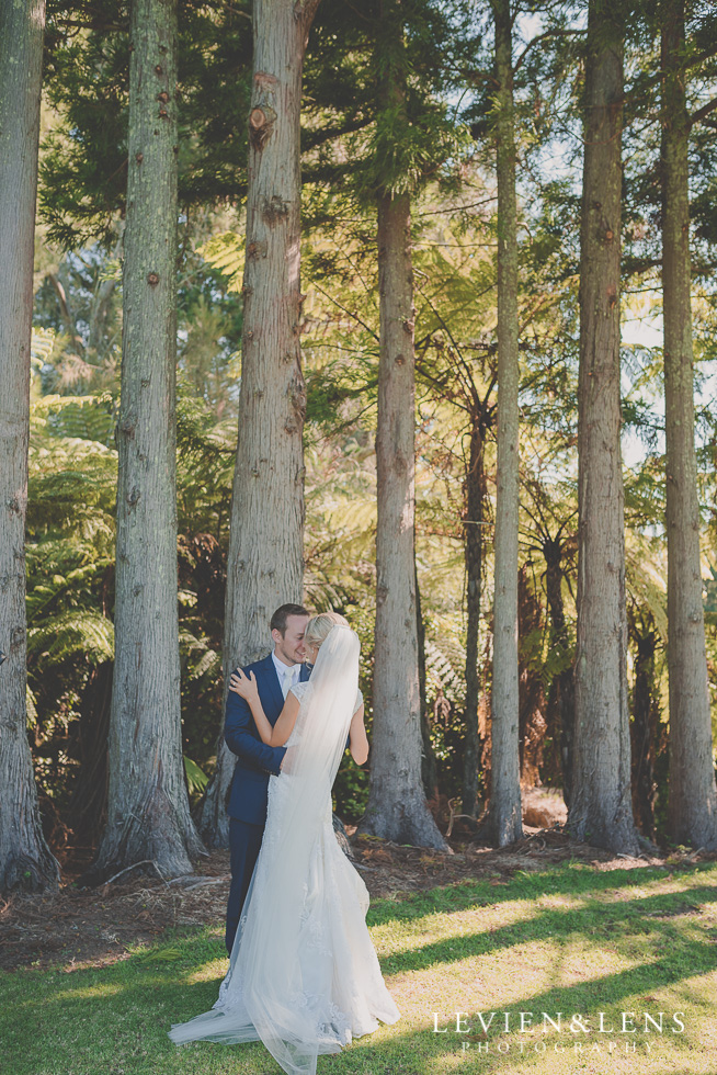bride and groom Ataahua {Tauranga-Bay of Plenty wedding-couples-engagement photographer}