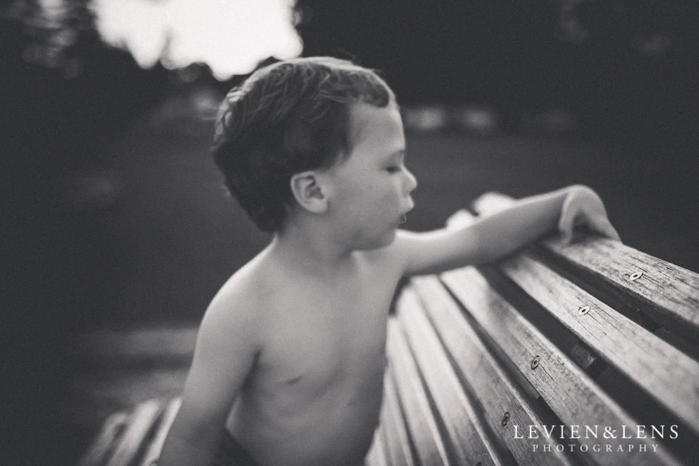 boy on bench {Auckland-Hamilton-Tauranga lifestyle photographer}