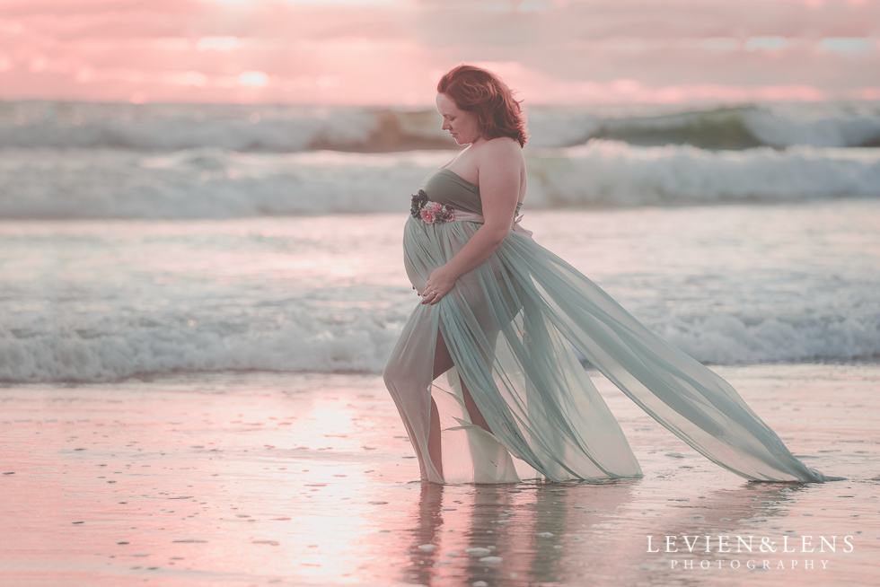 sunset Beach maternity {Auckland-Hamilton-Tauranga lifestyle wedding-couples-engagement photographer}