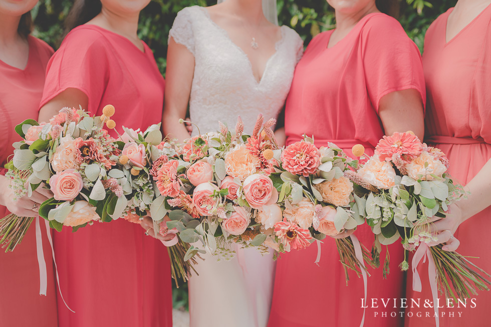 flowers bridal party Landscendt Tropical Garden {Auckland lifestyle wedding photographer}