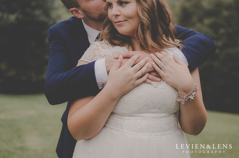 bride and groom intimate moments {Northland-Auckland-Waikato wedding photographer}