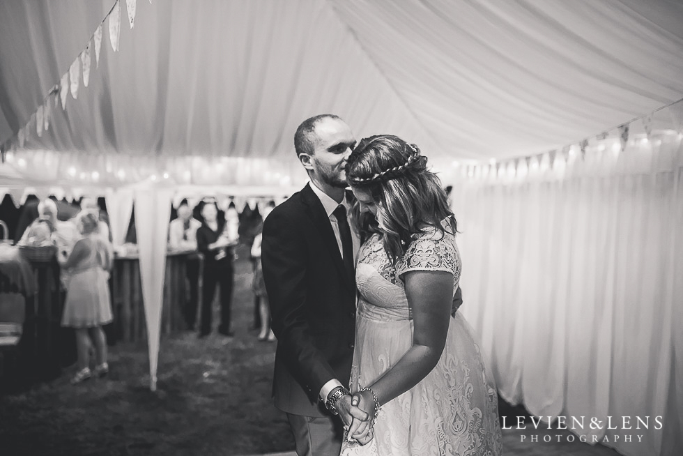 first dance reception {Auckland-Hamilton-Tauranga wedding photographer}