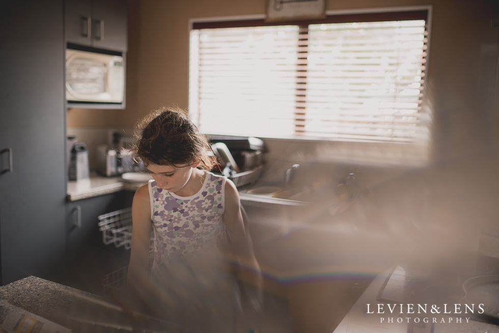 girl at kitchen {New Zealand lifestyle photographer}