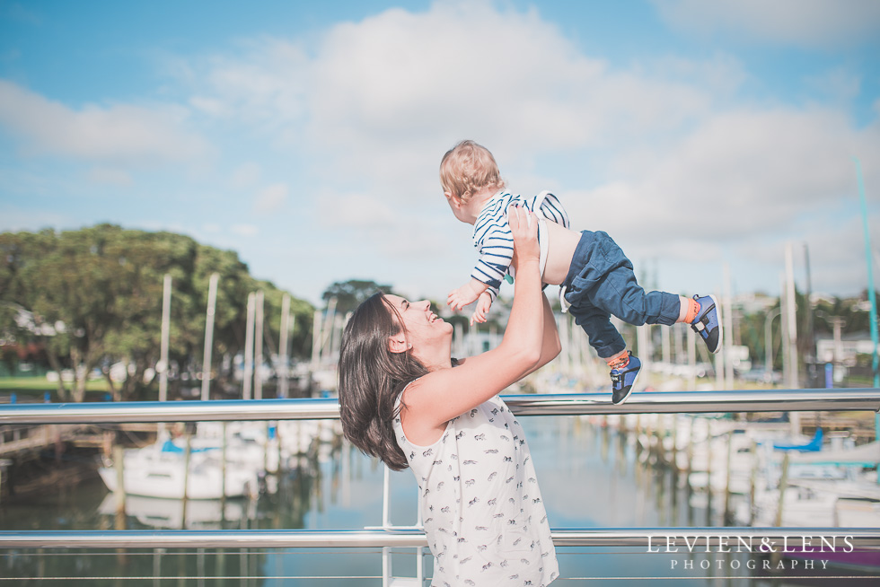 mother with baby on bridge Milford Beach family session {Auckland lifestyle photographer}