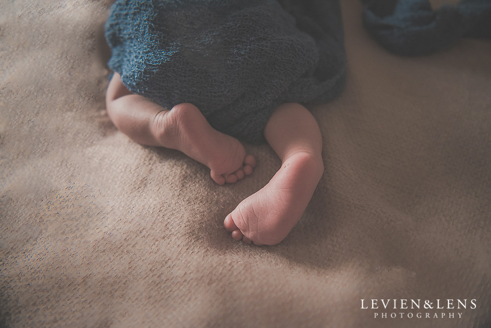 baby boy in home session {Hamilton NZ lifestyle family-newborn-kids photographer}