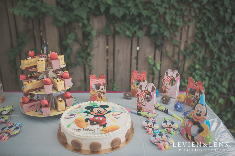 decorations - Rainbows End birthday party {Auckland lifestyle event-family-kids photographer}