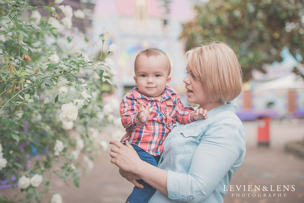 boy with nanny Rainbows End birthday party {Auckland lifestyle event-family-kids photographer}