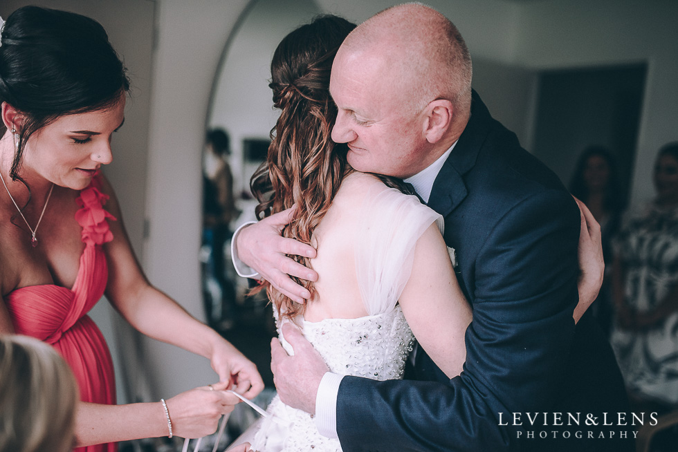 bride with her dad - Markovina Vineyard Estate - Kumeu {Auckland wedding photographer}