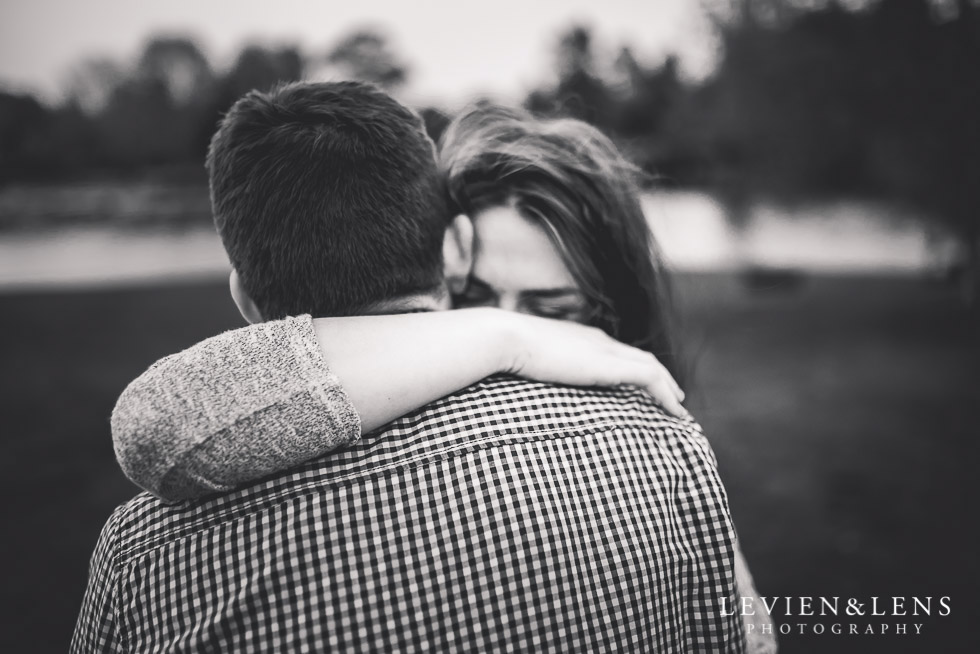 hands - Hamilton Gardens engagement photo shoot {New Zealand wedding - couple photographer}