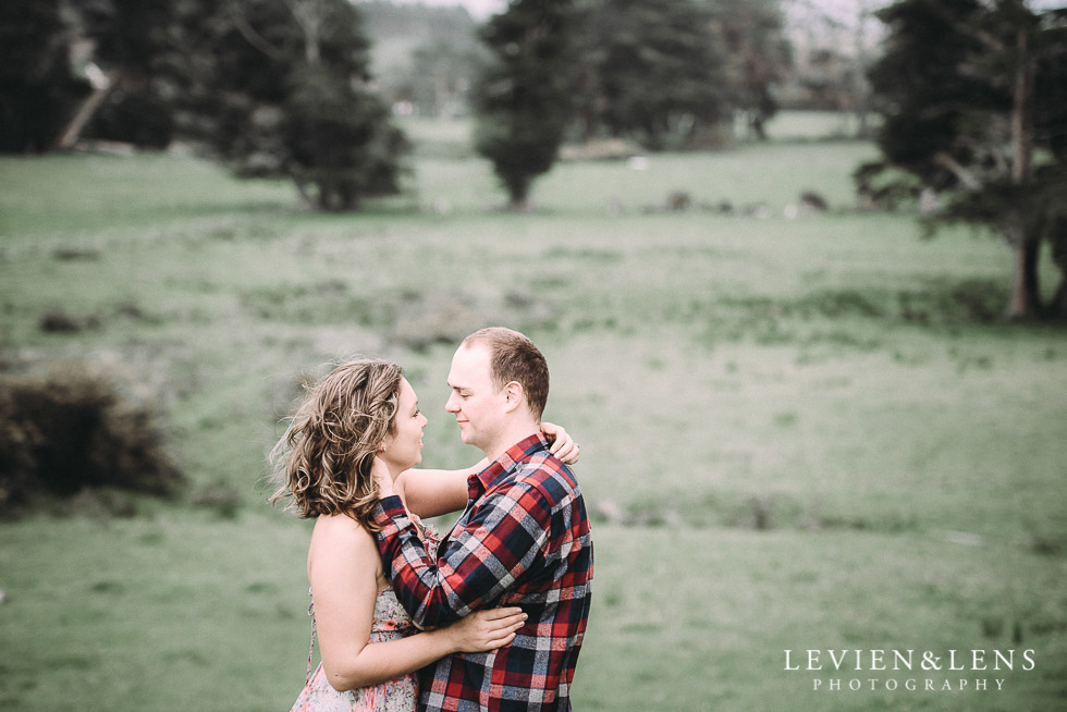 Kumeu farm engagement session {Auckland NZ wedding-couples photographer}