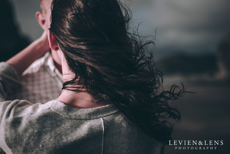 Piha Beach couples photo shoot {Auckland wedding-engagement photographer NZ} hair