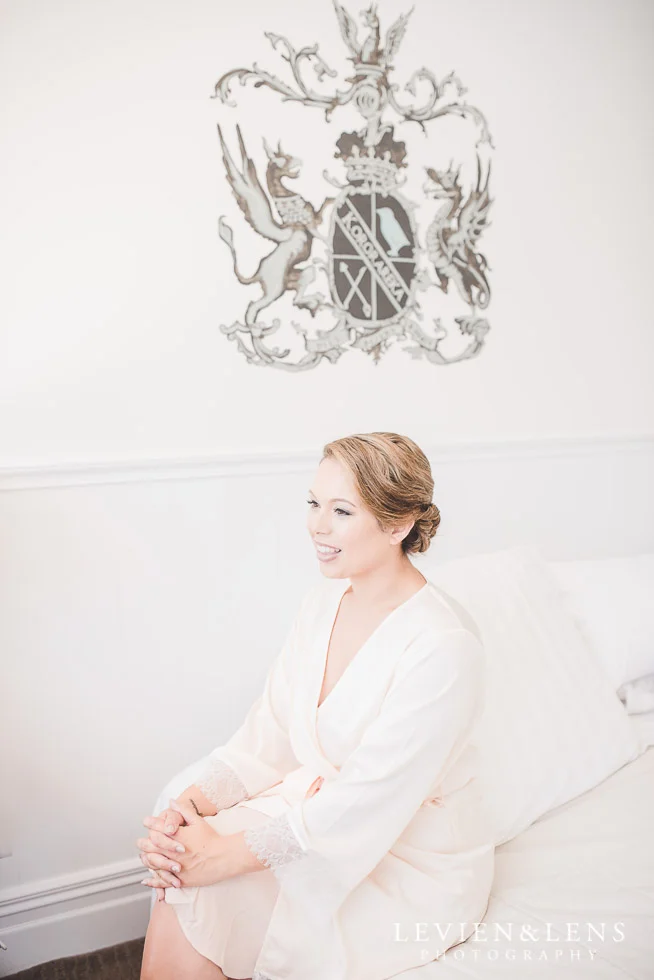 bride getting ready - The Duke of Marlborough Hotel - Russel wedding {Northland-New Zealand weddings photographer}