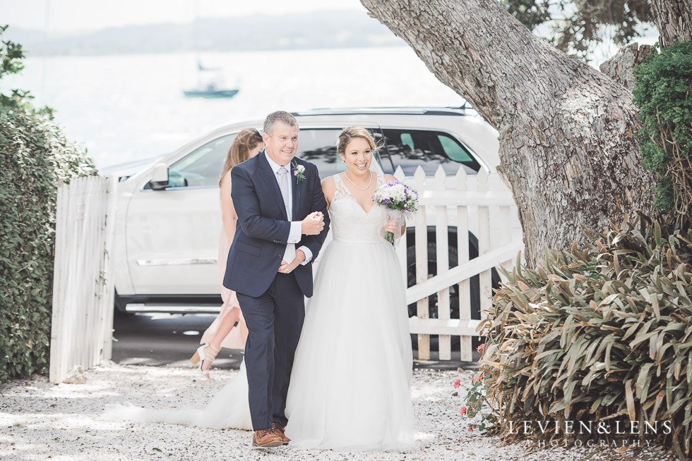 father and bride - Pompallier Mission gardens - The Duke of Marlborough Hotel - Russel wedding {Northland-New Zealand weddings photographer}