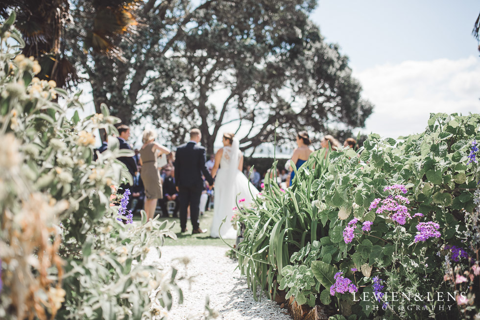 Pompallier Garden ceremony - The Duke of Marlborough Hotel - Russel wedding {Northland-New Zealand weddings photographer}