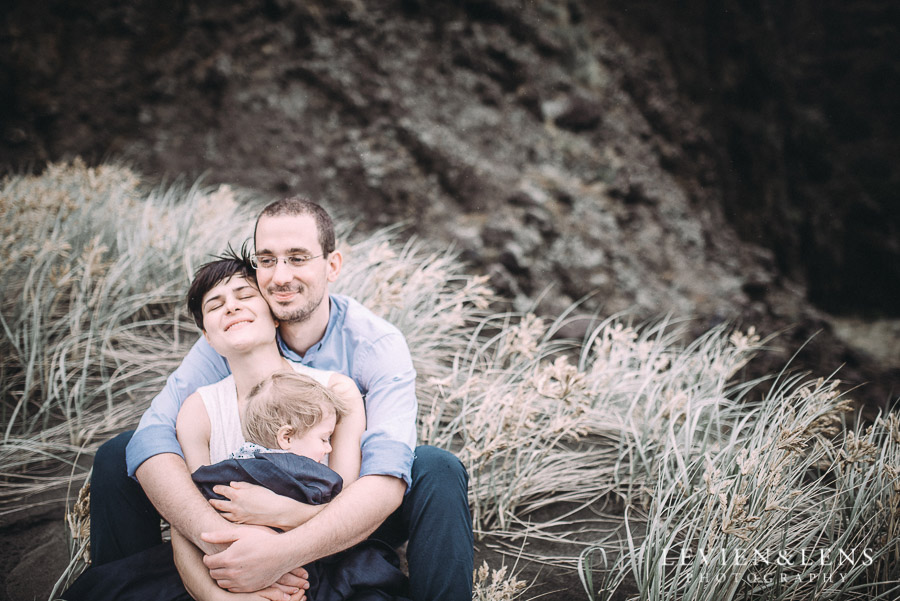 tender moment - Karekare Beach post-wedding | elopement photo shoot {Auckland NZ couples-weddings photographer}