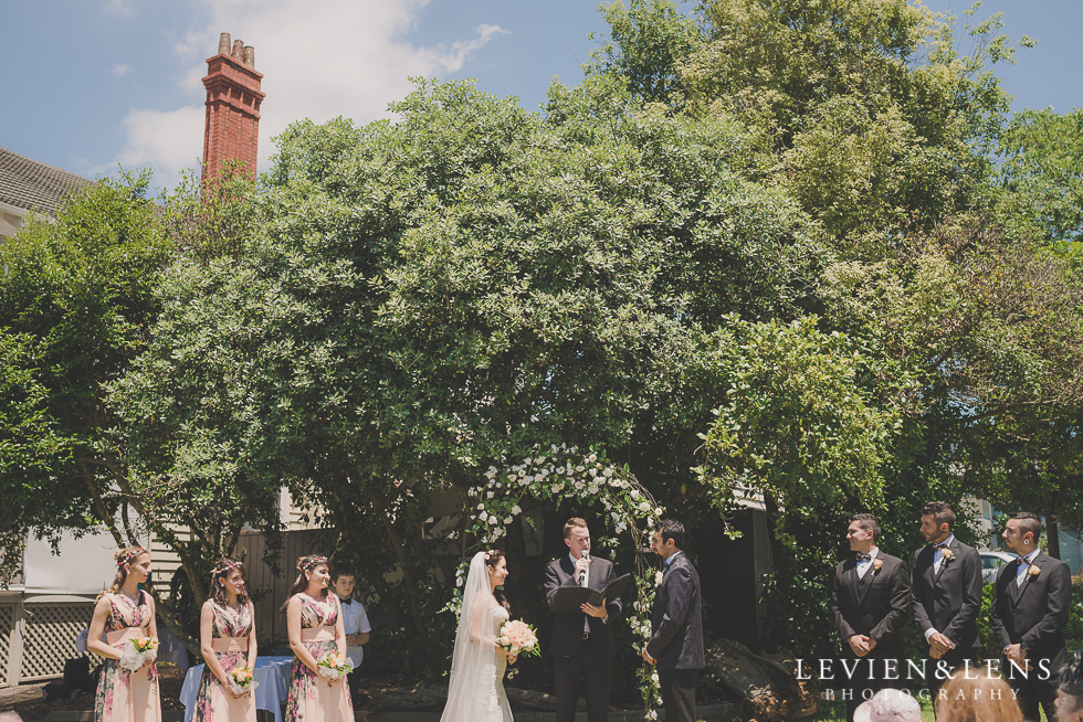 wedding anniversary Olga and Zydon {Parnell on Rose Gardens - beach wedding | Auckland weddings photographer}