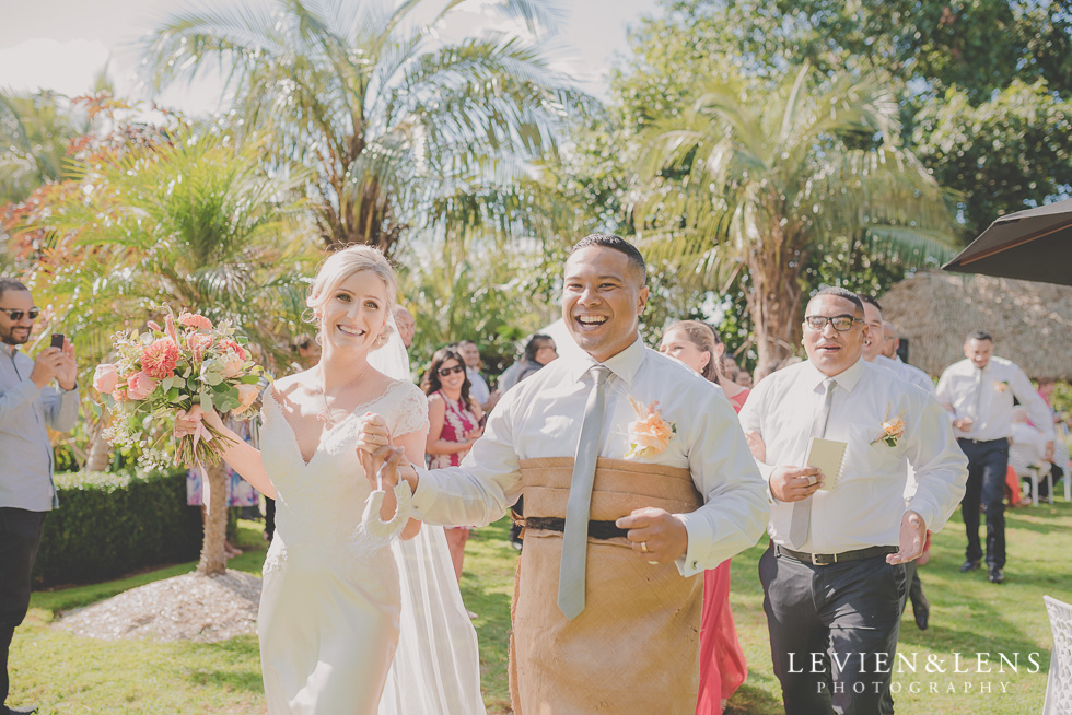 Wedding Anniversary - Landsendt Tropical Gardens wedding {Auckland weddings photographers}