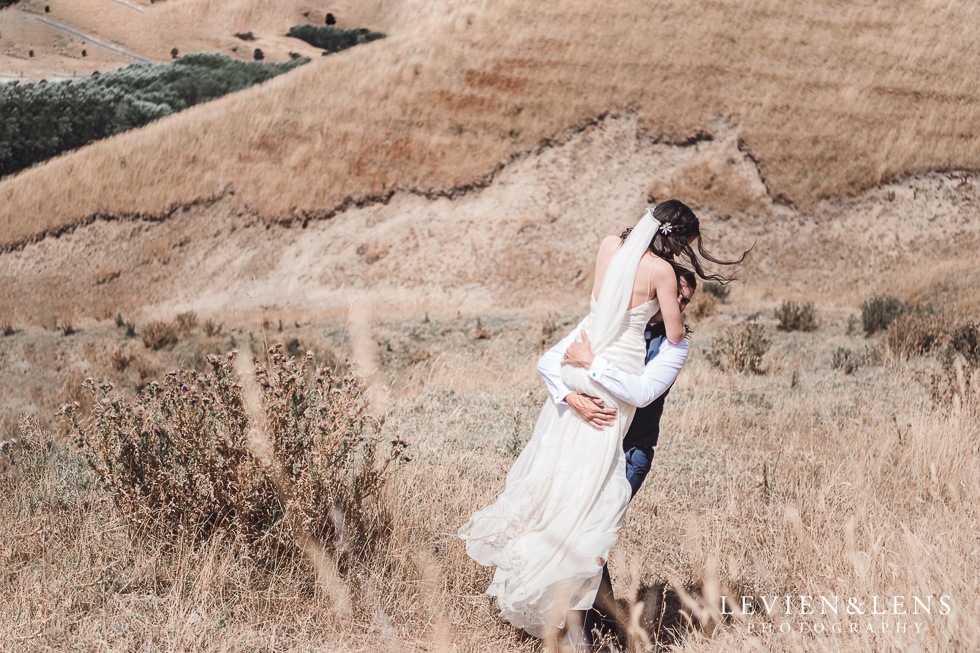 DIY farm wedding {Auckland - Hamilton - Tauranga New Zealand destination weddings photographer}