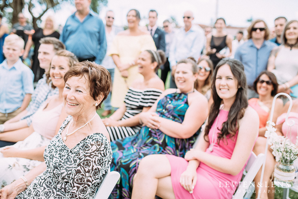 Beach wedding {Auckland - New Zealand destination weddings photographer} 